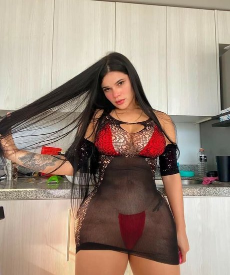 Luciana Cedeno hermosa estrella galerías