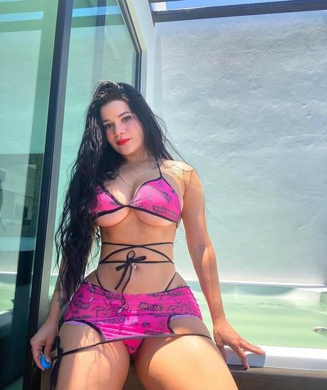 Luciana Cedeno estrella porno perfecta imagen