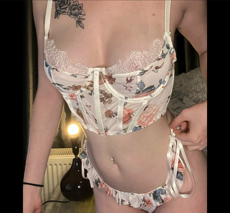 moremikimark estrella xxx archivo