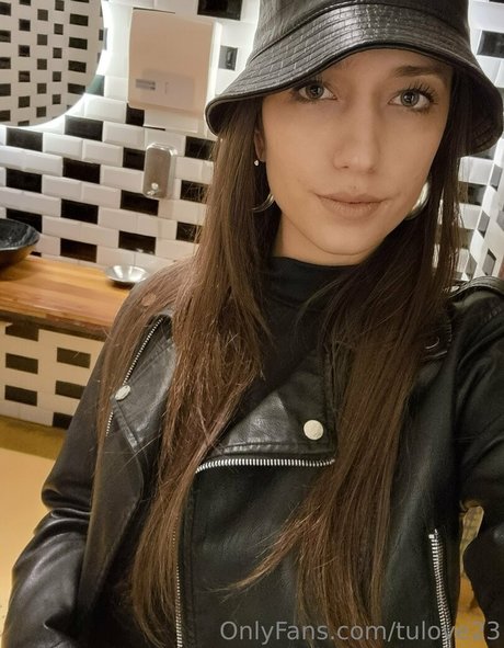 tulove23 actriz libre imagen