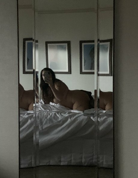 Sara Hart modelo erótico imagen