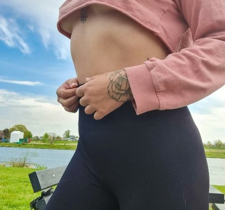 Sumy modelo caliente fotos