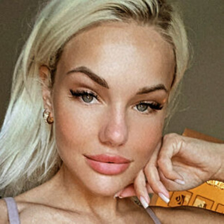 Sofya Zhuk modelo hermosa imágenes