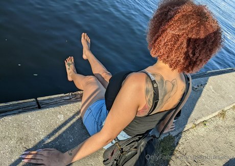 succubussativa modelo de arte imagen