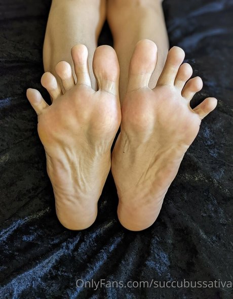 succubussativa actriz de desnudos galerías