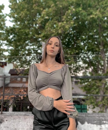 agusdigri actriz atractiva archivo