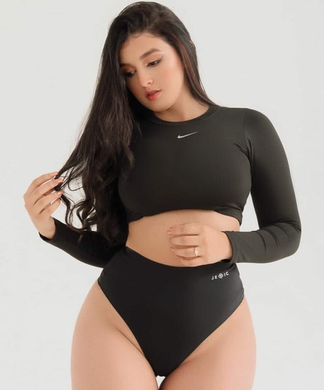 Dayalis Moreno modelo galería