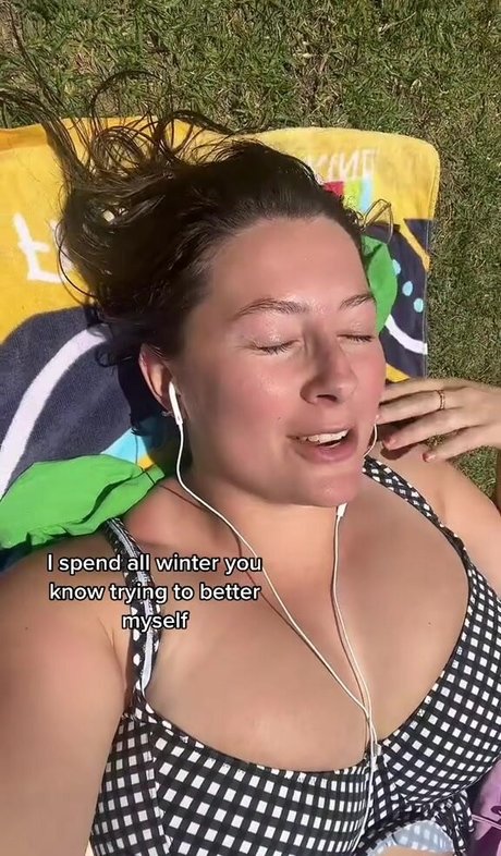 SliceOfSalami buen modelo fotos