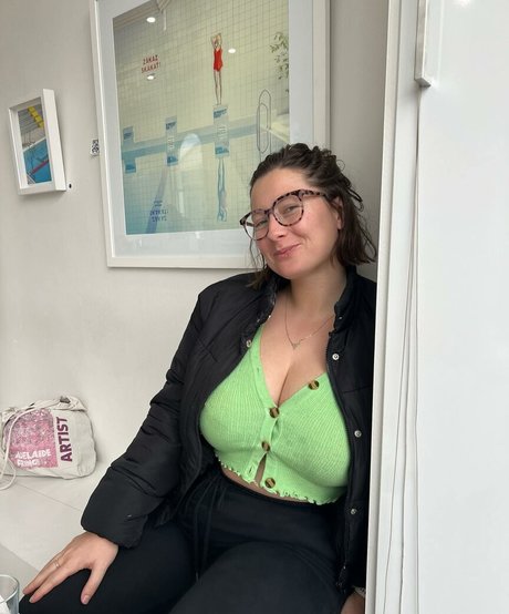 SliceOfSalami estrella porno perfecta imagen