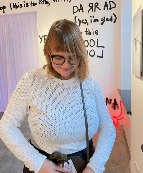 Veronika Ivanova modelo gratis imágenes