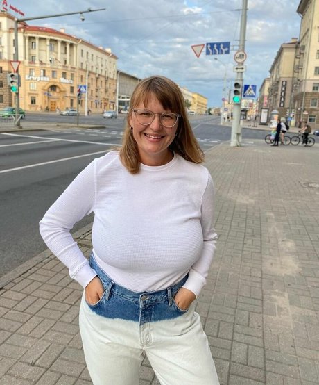 Veronika Ivanova desnudos estrella porno galería