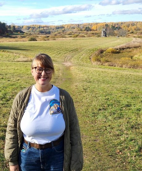 Veronika Ivanova buena actriz galerías