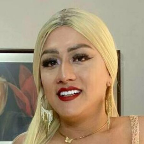 brunaasalimeni sexo modelo foto