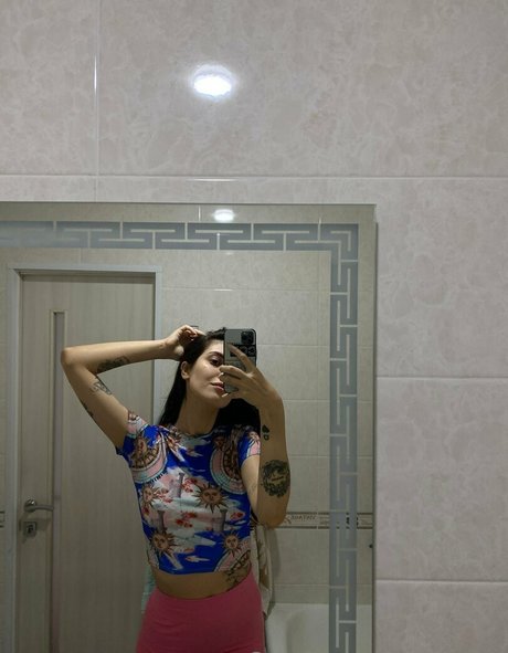 layslet modelo sexual archivo