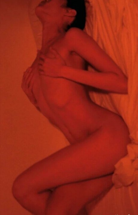 Justine Mae Biticon estrella porno galerías