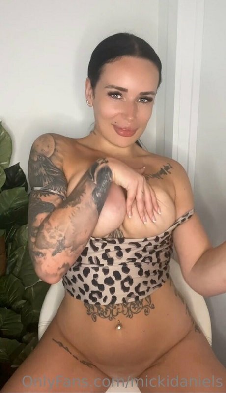 mickidaniels estrella atractiva recopilación