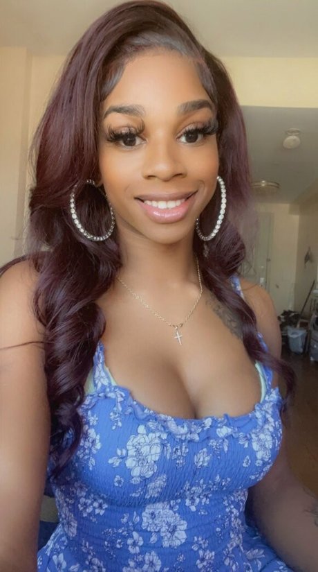 Tonya Gotti estrella porno perfecta imagen