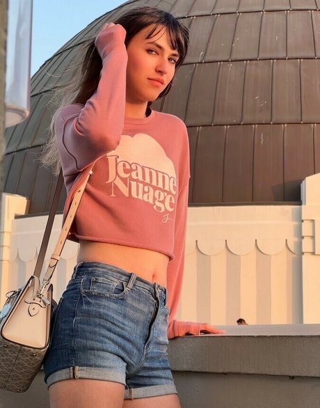 Soli Solstice estrella atractiva foto