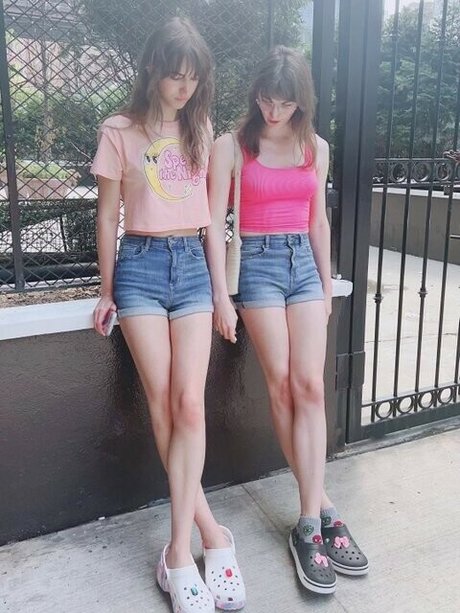 Soli Solstice actriz adulta foto