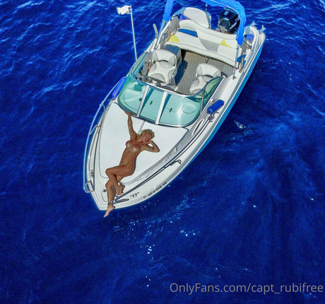 capt rubifree modelo atractivo archivo