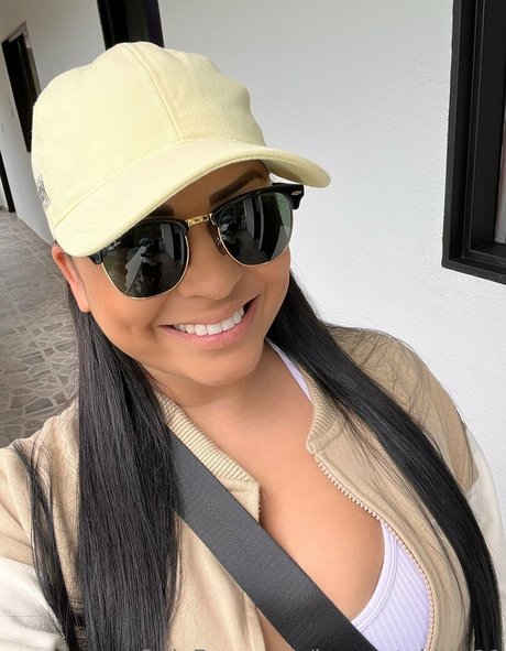 inocentekitty11 estrella porno del sexo foto