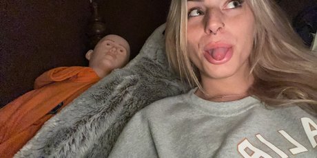 Kasper James hermosa modelo galerías