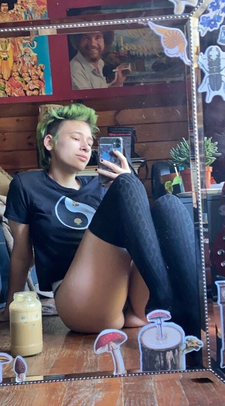 punkfrog actriz exclusiva fotos