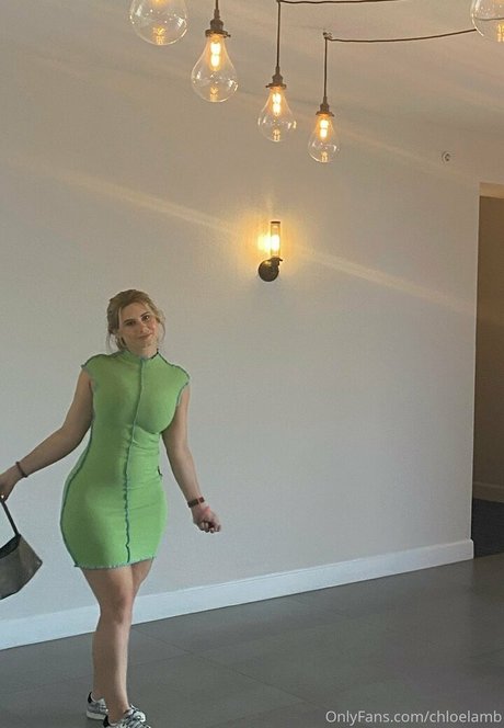 chloelamb modelo xxx foto