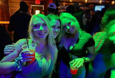 abuela milf onlyfans caliente xxx imágenes