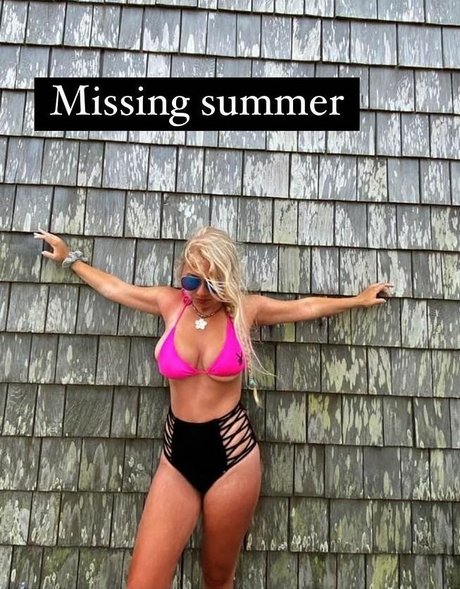 Rhiannon C desnudos de estrellas porno galería