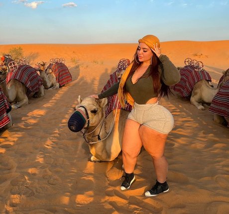 Victorya Addad actriz de arte recopilación