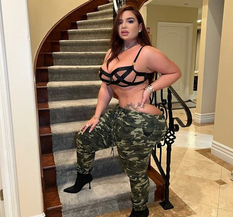 Victorya Addad desnudos de estrellas porno foto