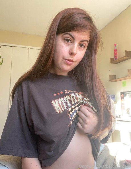 becca brooks estrella libre galería