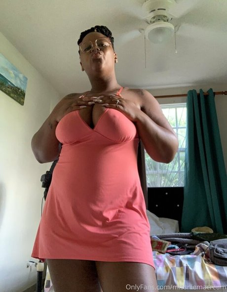 missniemacream estrella hermosa galería