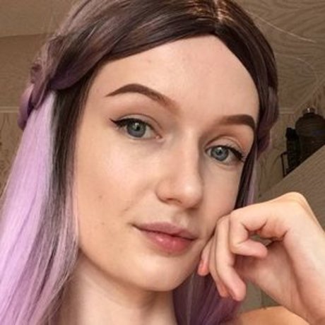 miss ng actriz caliente archivo