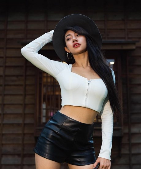 solo fans de mujeres con pollas grandes pornografico hd foto