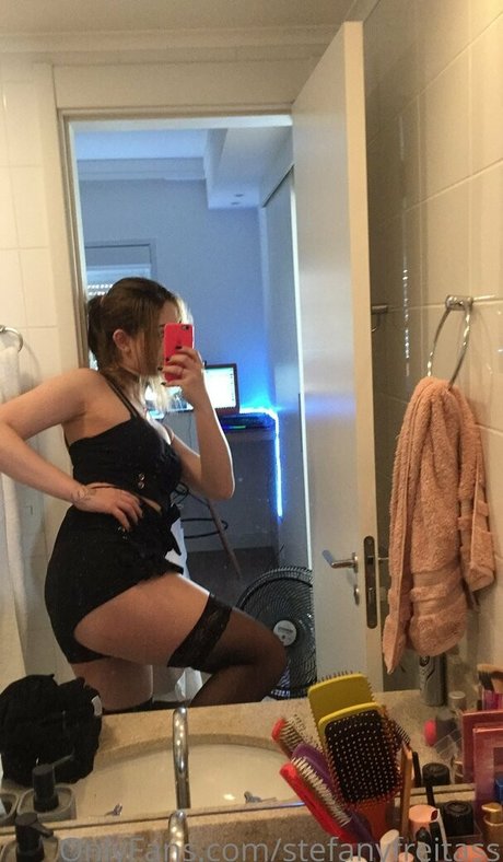 stefanyfreitass estrella sexy imágenes