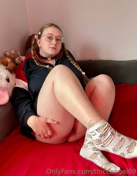 thiccangel69 estrella pornografica imágenes