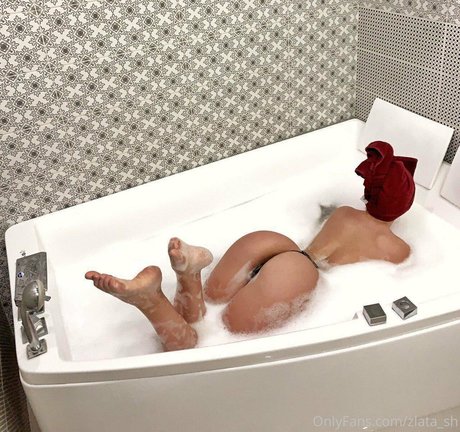 Zlata sh modelo pornografico recopilación