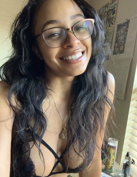 anyaivy sexo estrella porno imágenes