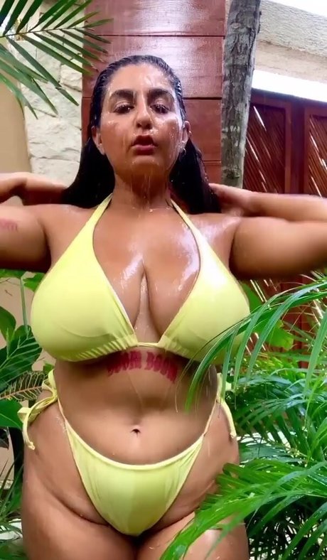 chippynonstopof modelo exclusivo galería