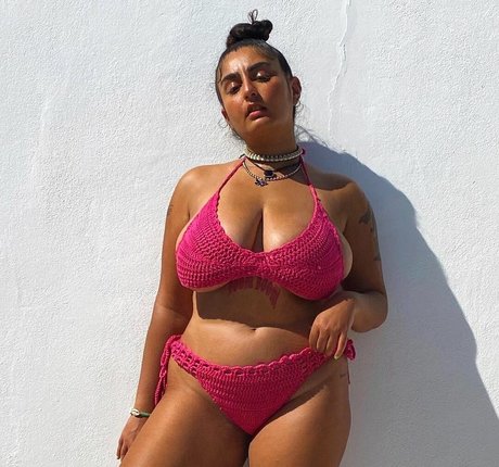 chippynonstopof estrella porno atractiva galería