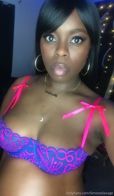 simonesavage buena estrella porno galerías