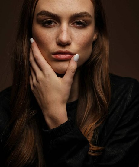 Madison Lintz estrella porno agradable imágenes