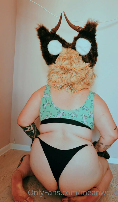 meanwoof modelo exclusivo galería