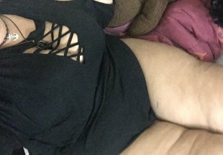 thiccflixx modelo sexual imágenes