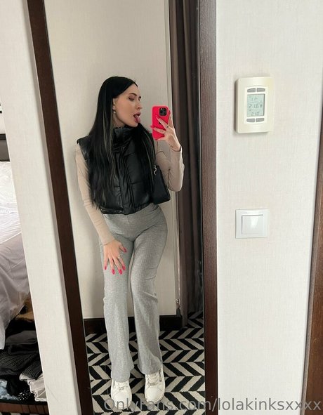 lolakinksxxxx modelo perfecto fotos
