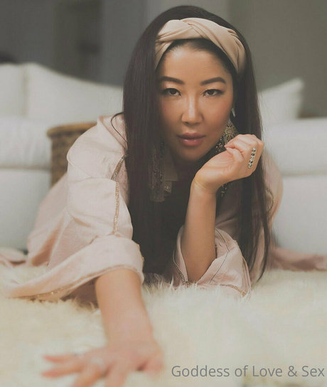 moonmaison actriz libre fotos