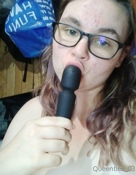 queenbee 03 arte estelar imagen