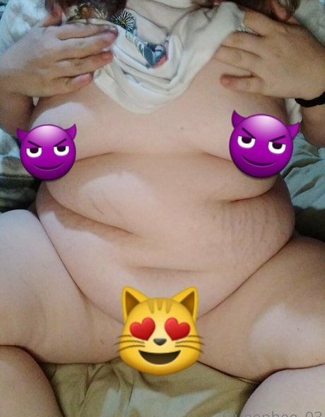 queenbee 03 xxx estrella porno foto